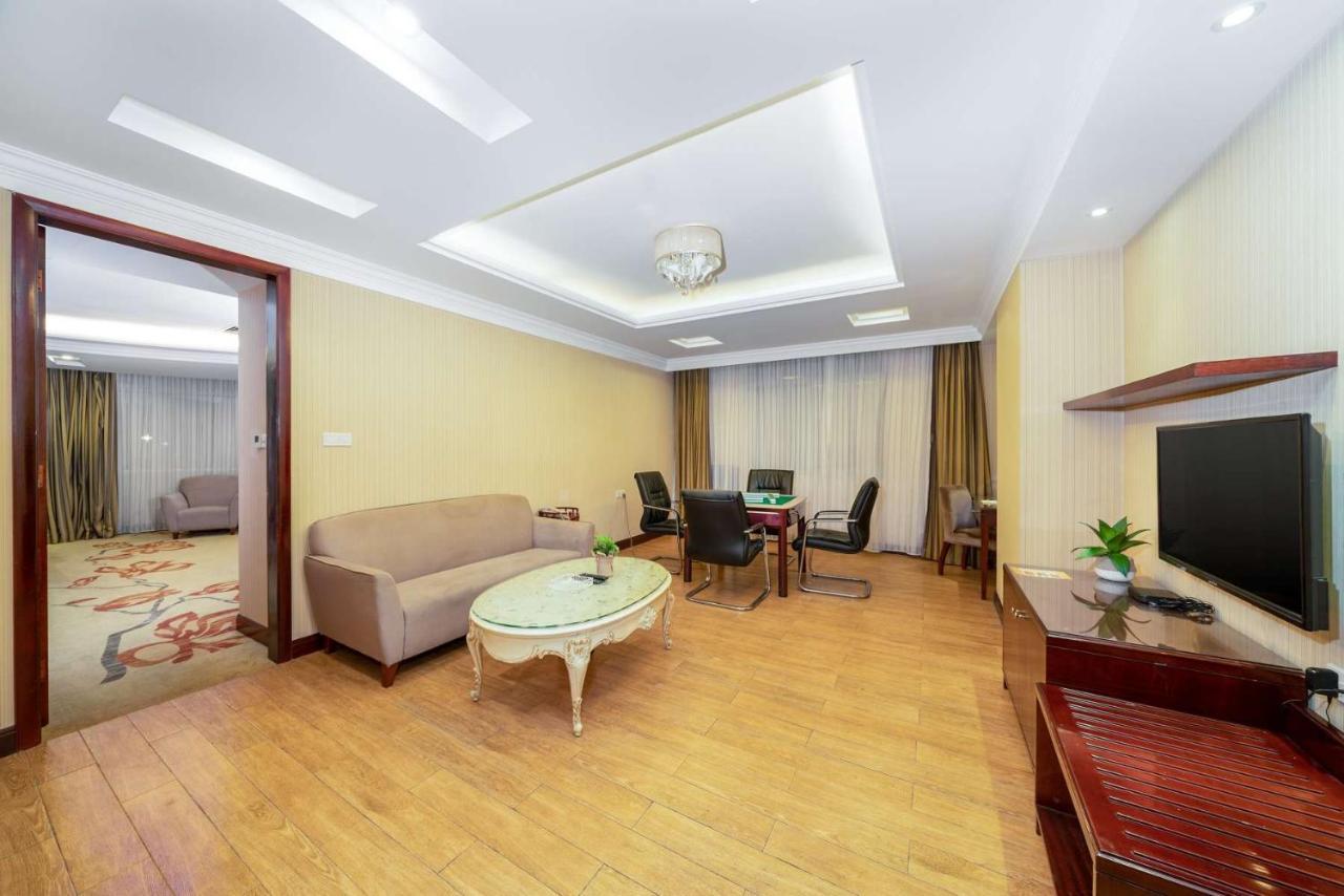 Vienna Hotel Dongguan Houjie Exhibition Center Dış mekan fotoğraf